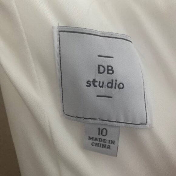 David's Bridal wedding dress, size 10 (altered for length only), creamy white - Picture 4 of 5